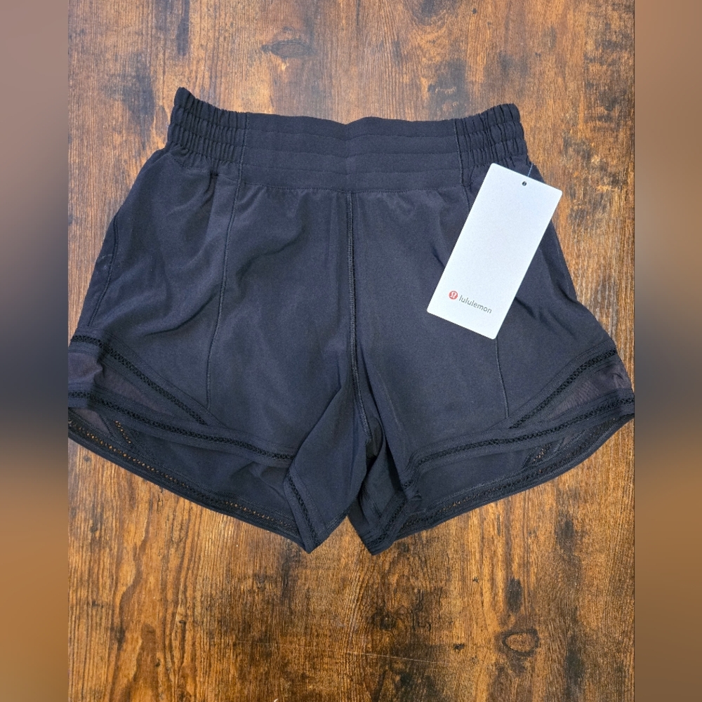 Lululemon Hotty Hot HR Short 4" *Lace Trim Multiple Sizes New